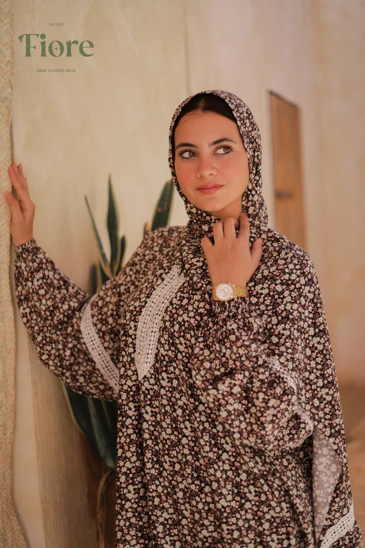 Floral Lace Isdal