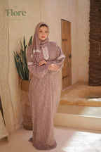 Floral Lace Isdal