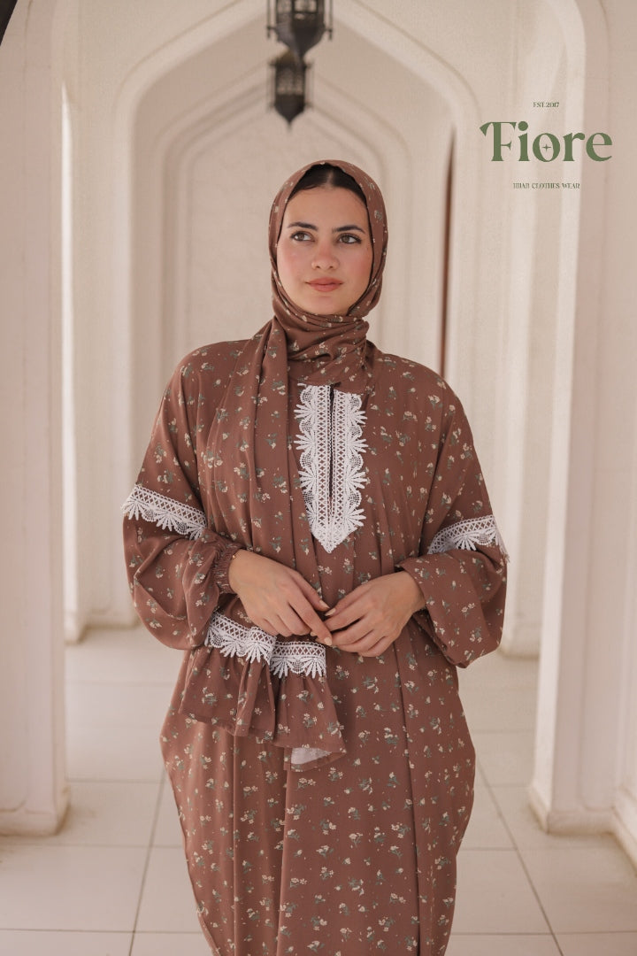 Floral Lace Isdal