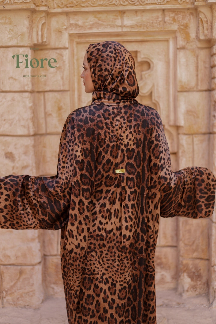 Tiger Satin Isdal