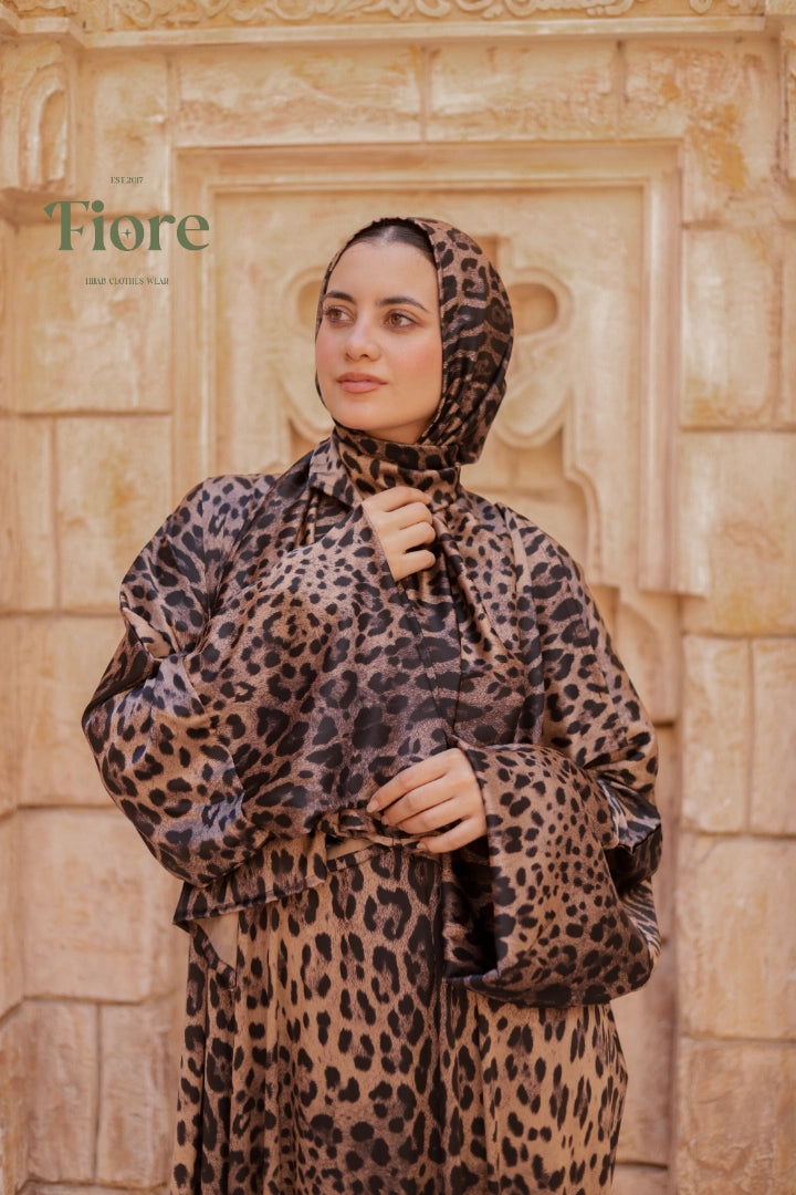 Tiger Satin Isdal