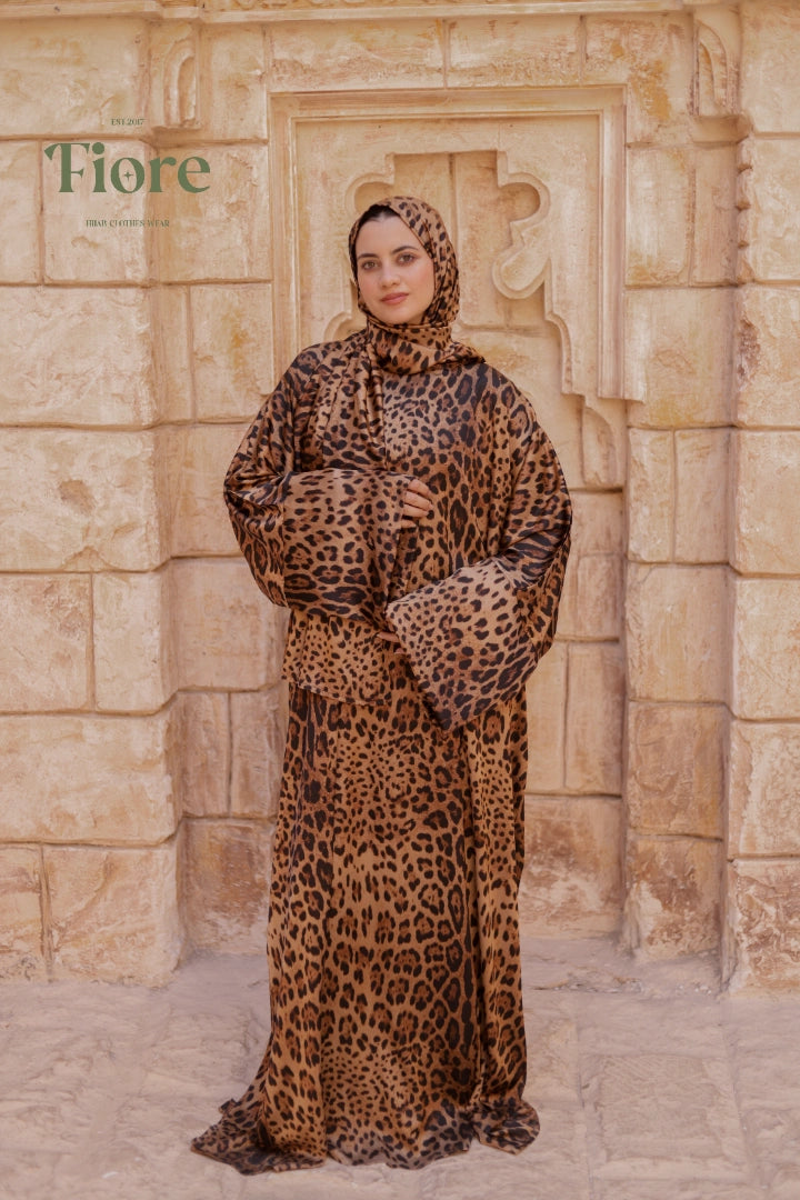 Tiger Satin Isdal