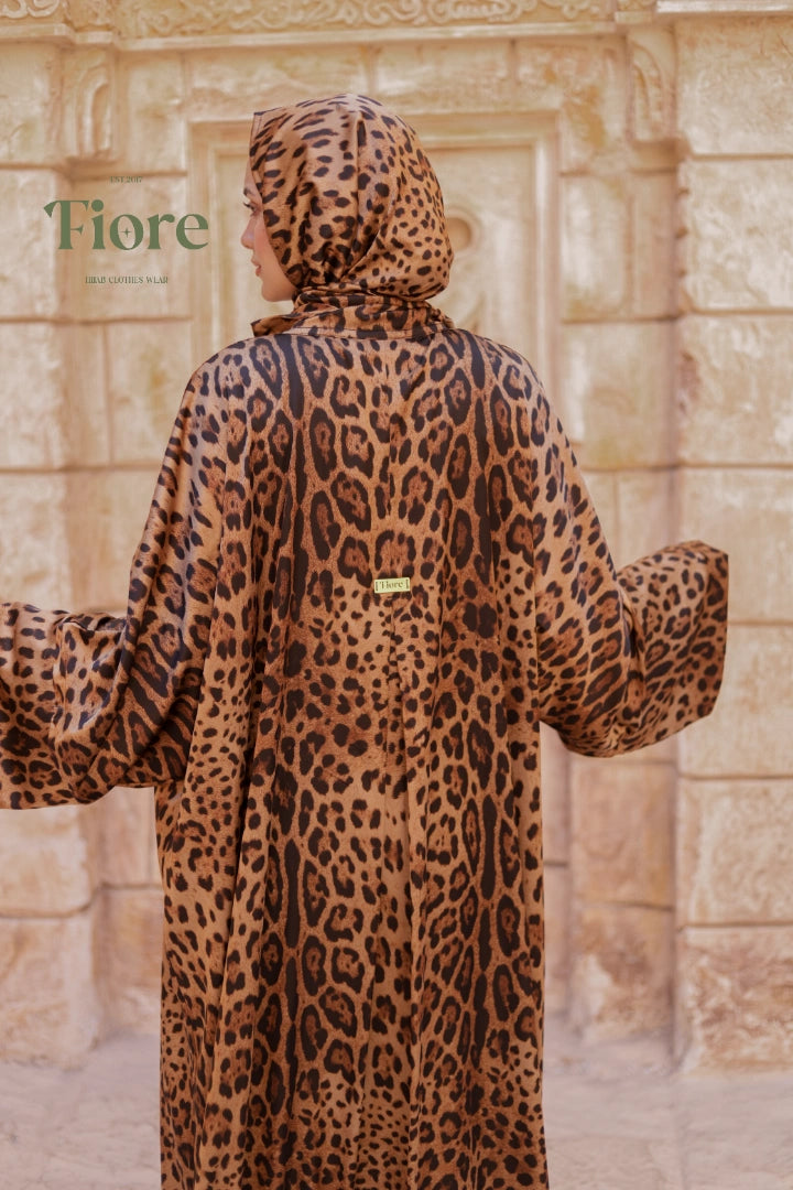 Tiger Satin Isdal