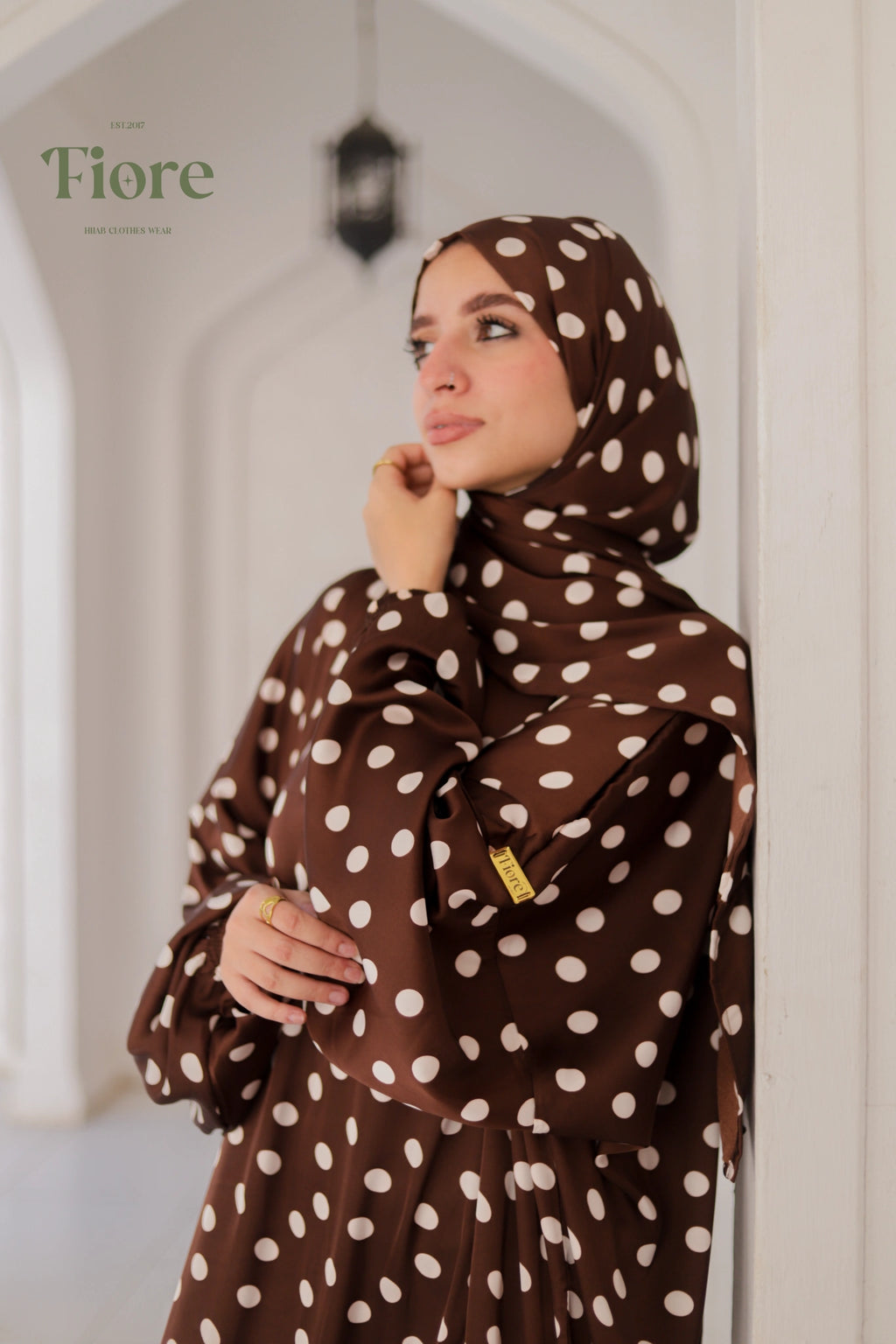 Satin Polka Dot Isdal