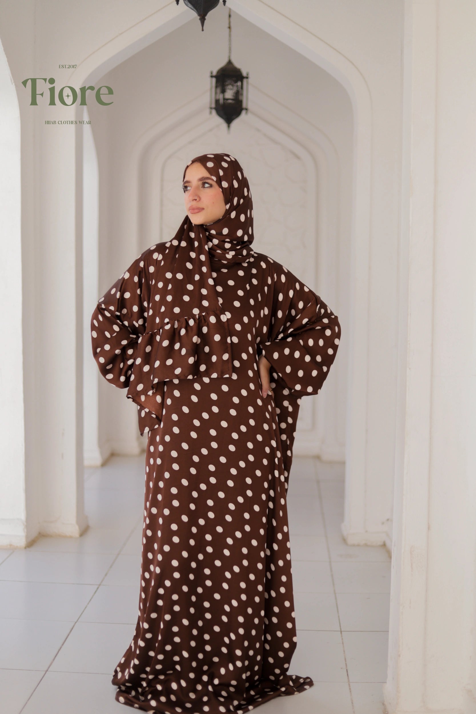 Satin Polka Dot Isdal